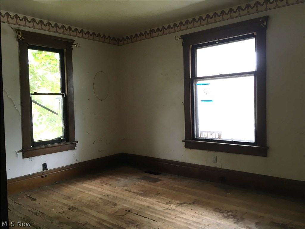 Howe & Wolfs Add 03 - Residential