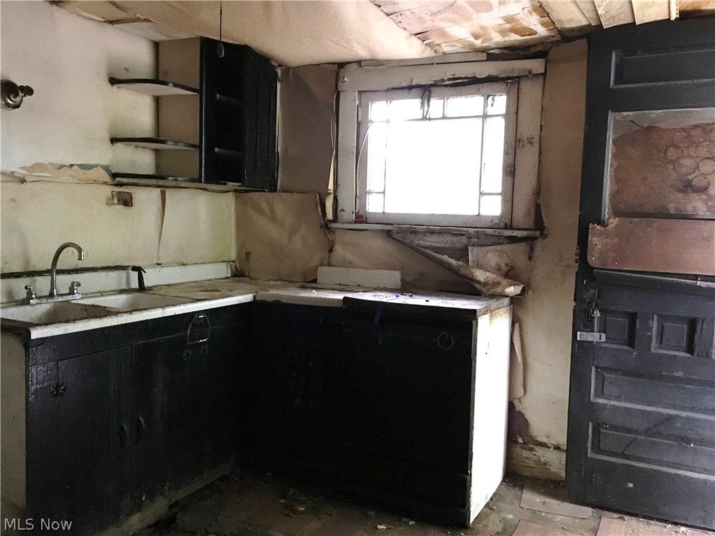 Howe & Wolfs Add 03 - Residential