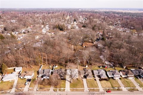 Tiny photo for 4057 Brendan Lane, North Olmsted, OH 44070 (MLS # 5188019)