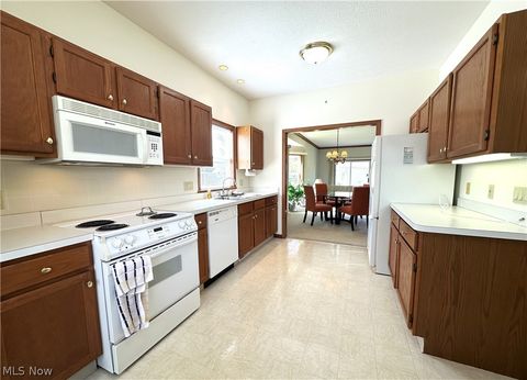Tiny photo for 135 Village Drive, Seven Hills, OH 44131 (MLS # 5207220)