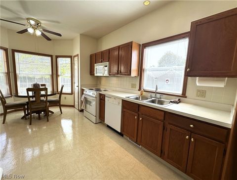 Tiny photo for 135 Village Drive, Seven Hills, OH 44131 (MLS # 5207220)