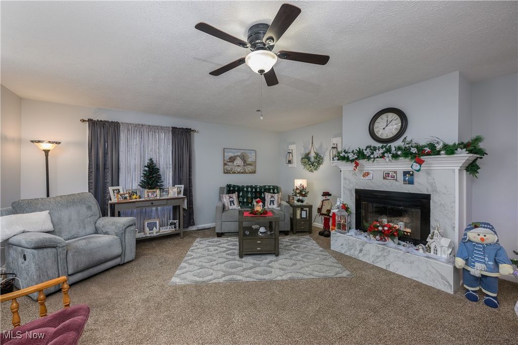 Photo of 1735 Ledgewood Boulevard NE, Massillon, OH 44646 (MLS # 5177979)