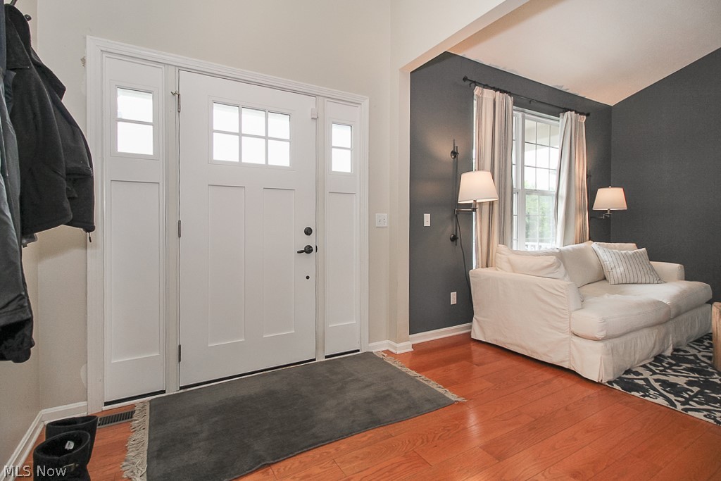 Bridgeport Vill - Residential