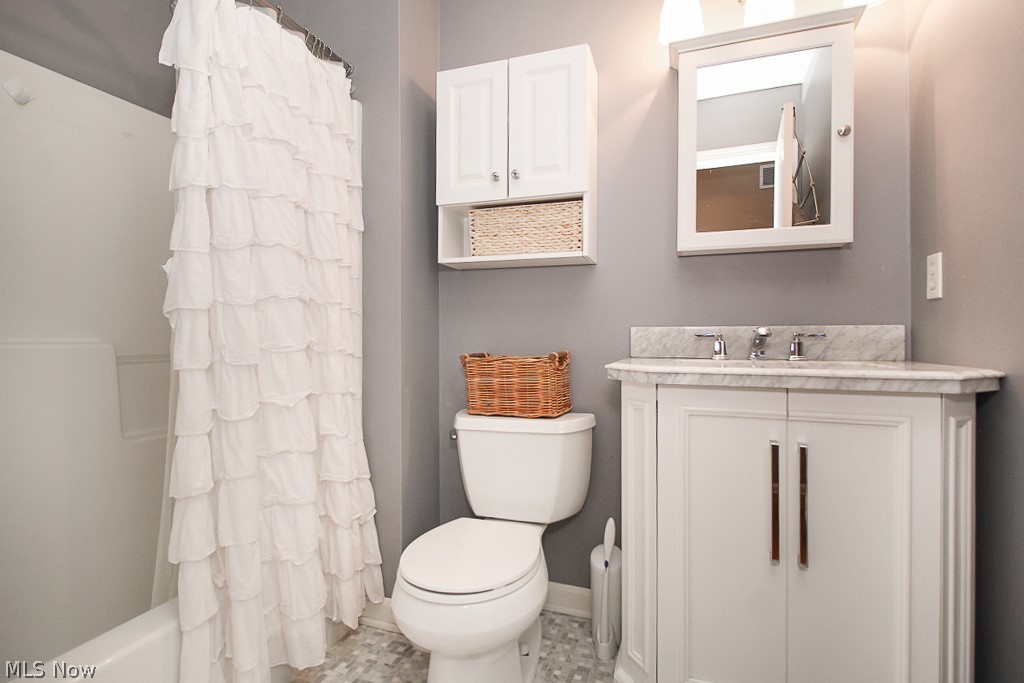 Bridgeport Vill - Residential