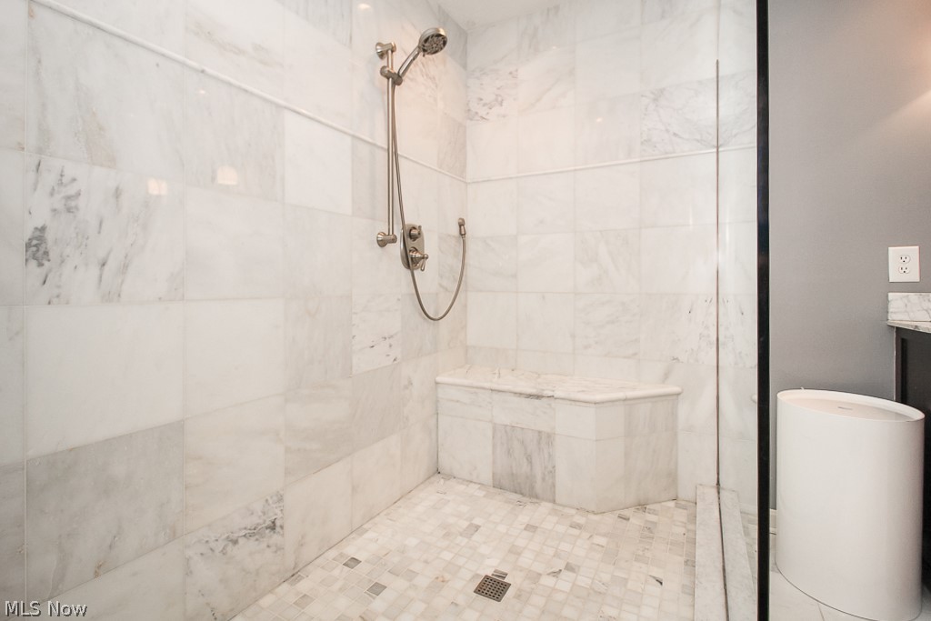 Bridgeport Vill - Residential