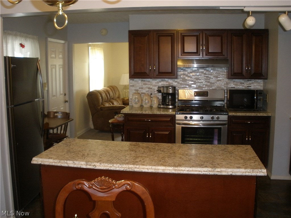 Sheffield On Lake - Residential