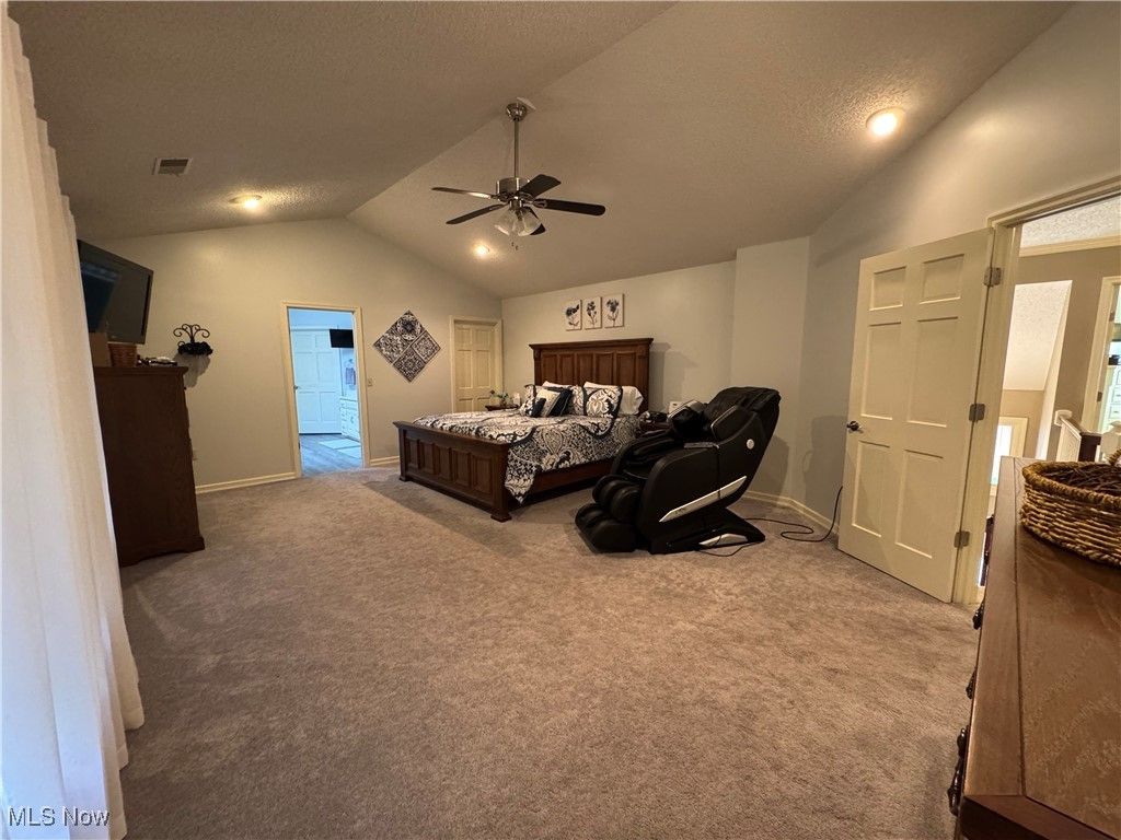 Photo of 105 Darbywood Lane, Belpre, OH 45714 (MLS # 5167413)