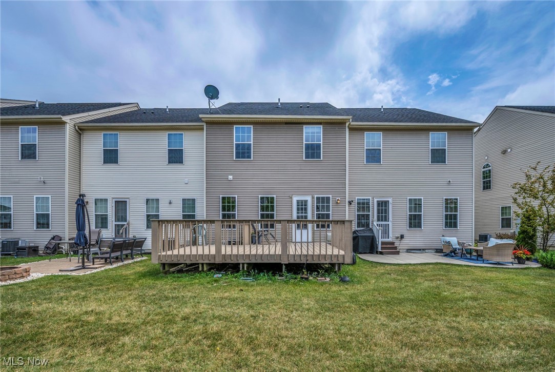 136 River Rock Way