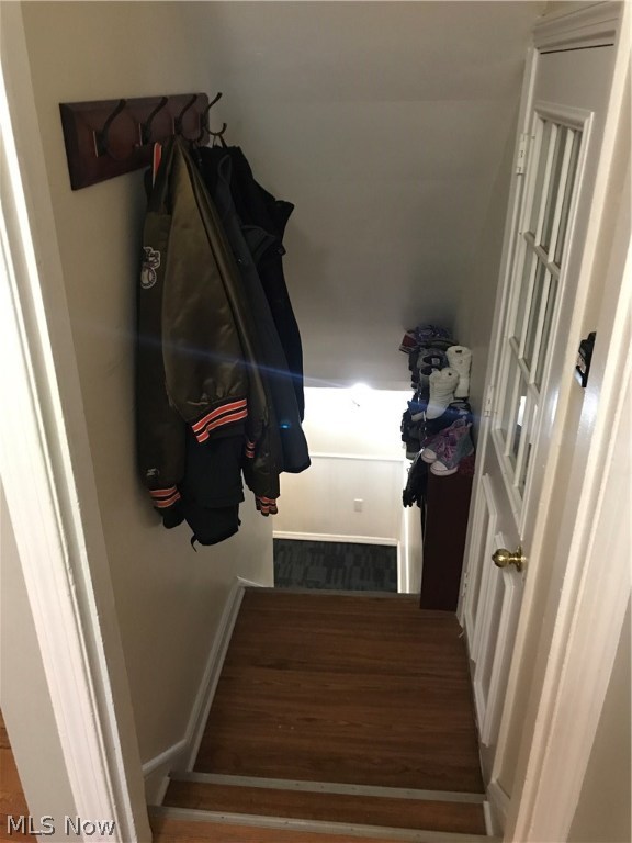 Mayfield/Belvoir Blvd - Residential