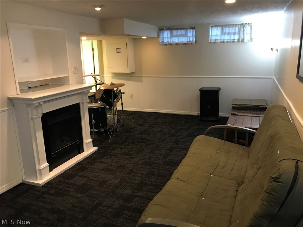 Mayfield/Belvoir Blvd - Residential