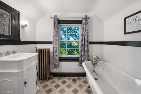 Tiny photo for 16824 Holbrook Road, Shaker Heights, OH 44120 (MLS # 5255763)
