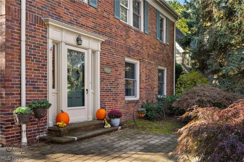 Tiny photo for 16824 Holbrook Road, Shaker Heights, OH 44120 (MLS # 5255763)