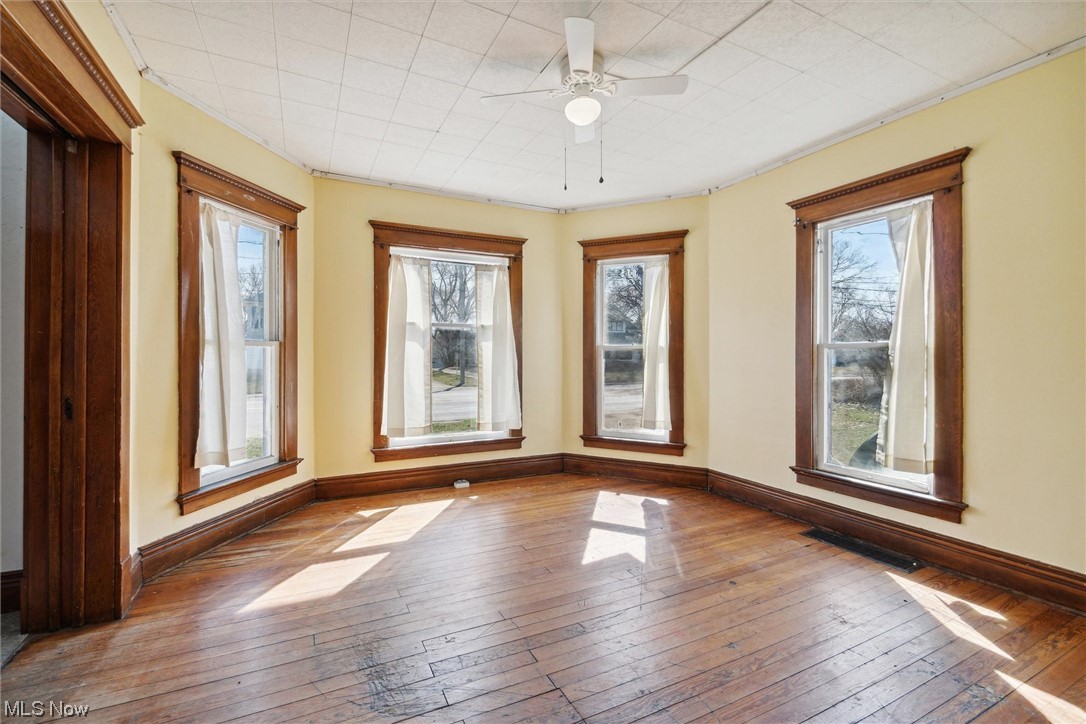 Connecticut Western Reserve - Residential