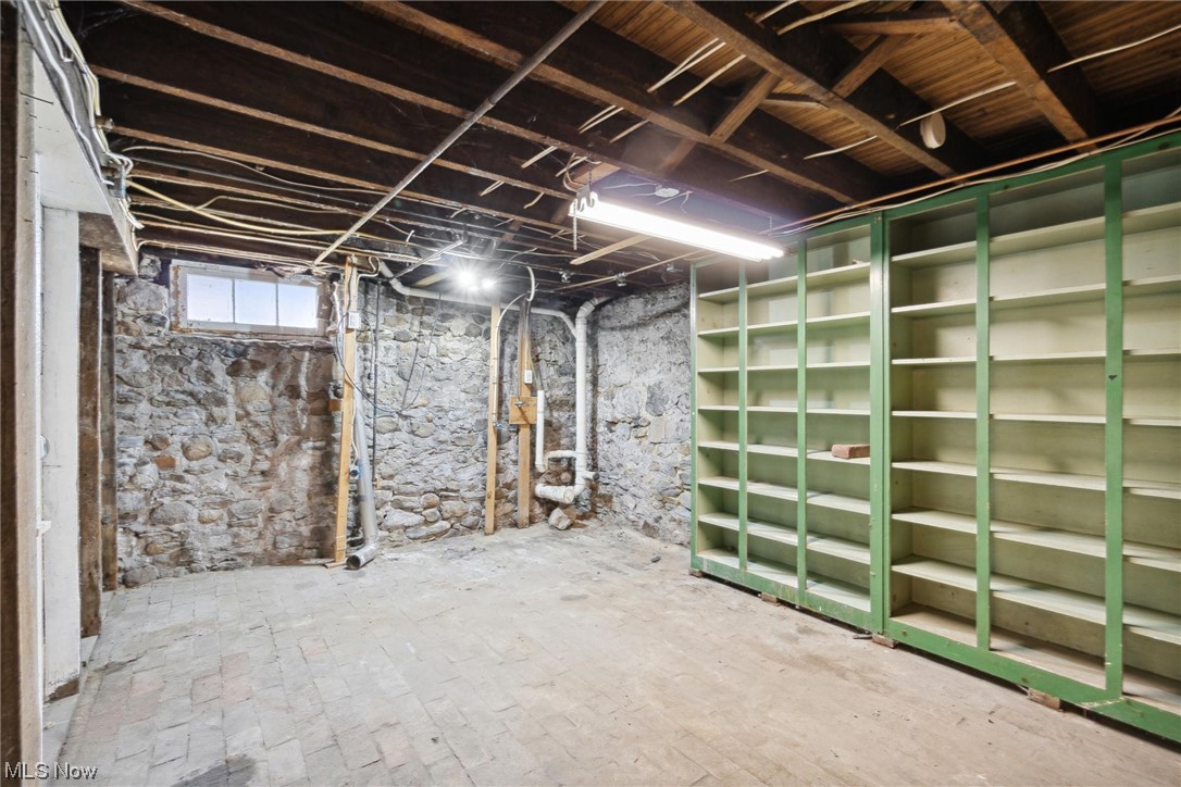 Connecticut Western Reserve - Residential