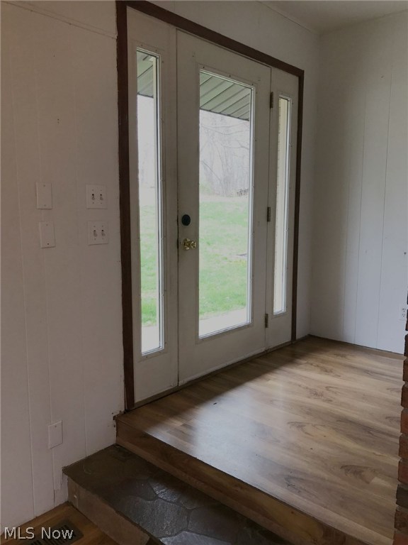 Dupont Manor Adn - Residential