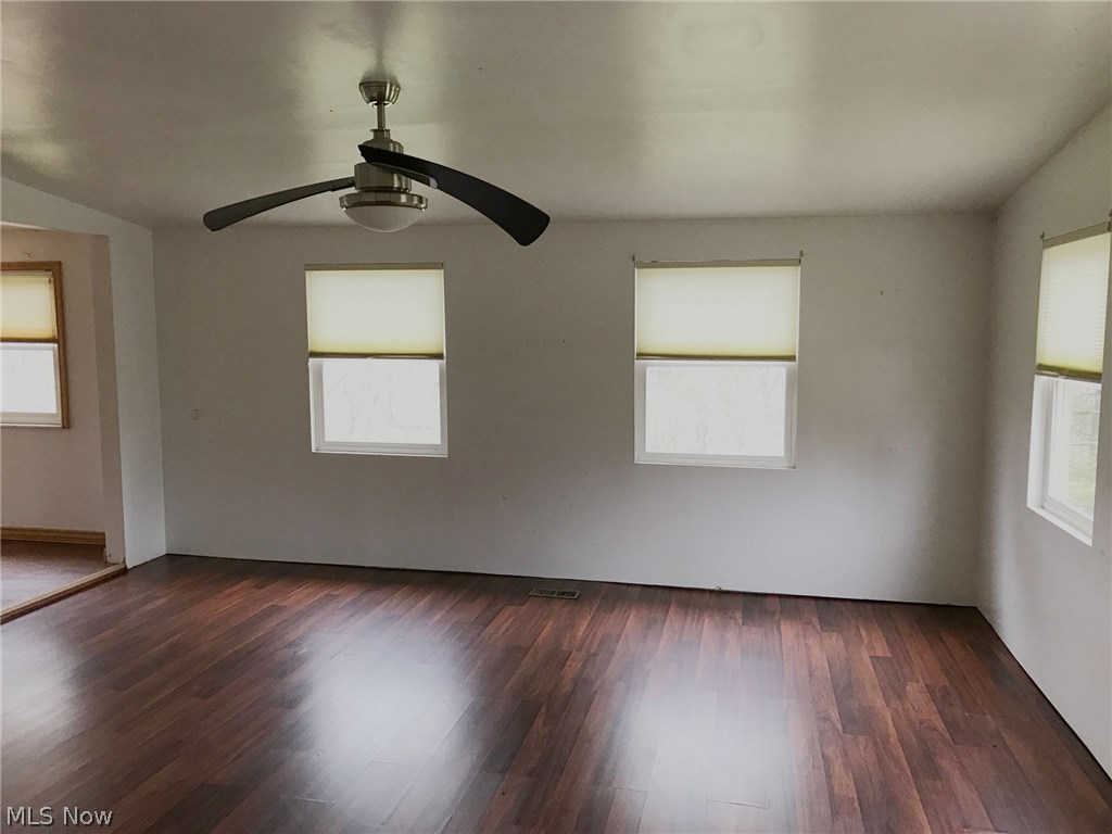 Dupont Manor Adn - Residential