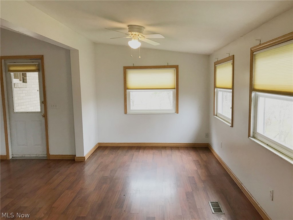 Dupont Manor Adn - Residential