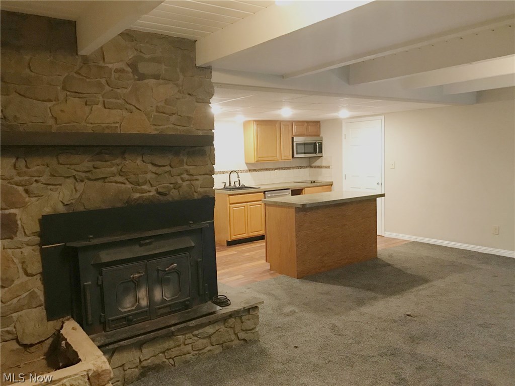 Dupont Manor Adn - Residential