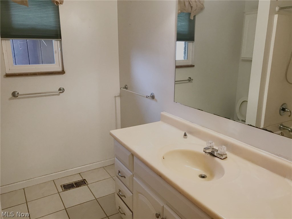 Dupont Manor Adn - Residential