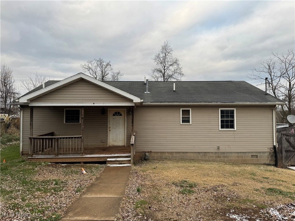 Photo of 101 Gibbons Place, Marietta, OH 45750 (MLS # 5176803)