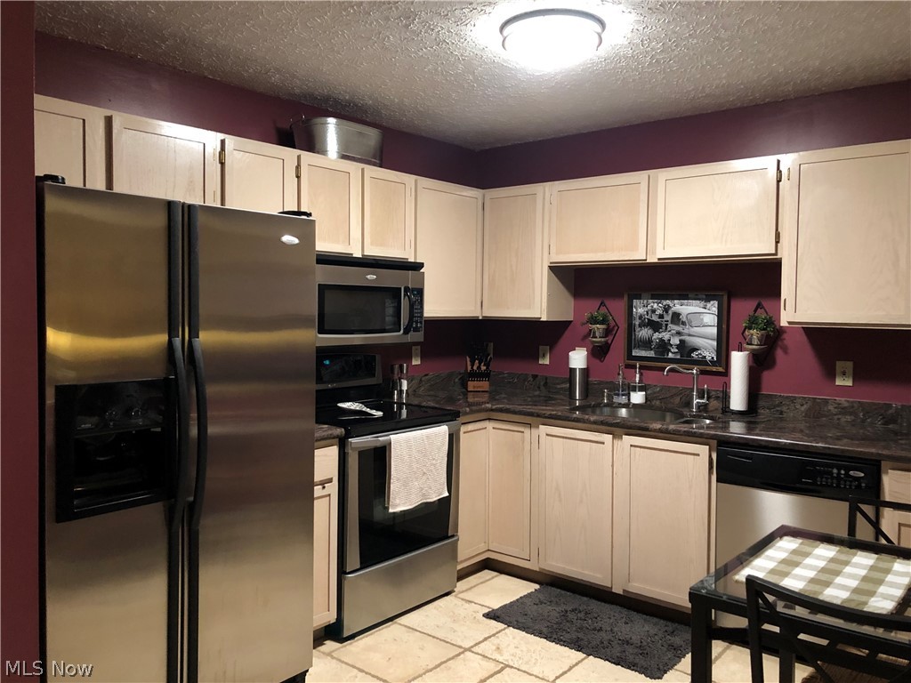 Pine Brook Village Ph 03 - Residential