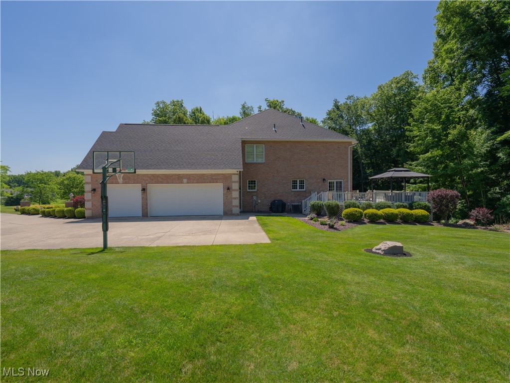 11514 Rolling Meadows Drive, Garrettsville, Ohio image 14