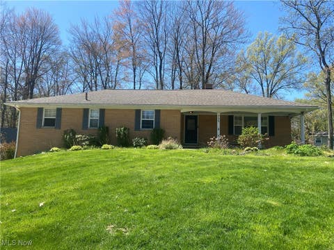 Photo for 734 Sleepy Hollow Drive