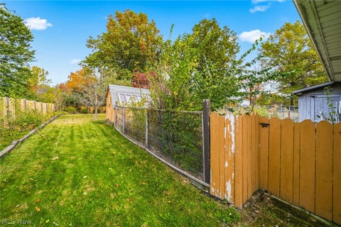 Tiny photo for 520 Orchardview Avenue, Seven Hills, OH 44113 (MLS # 5252919)