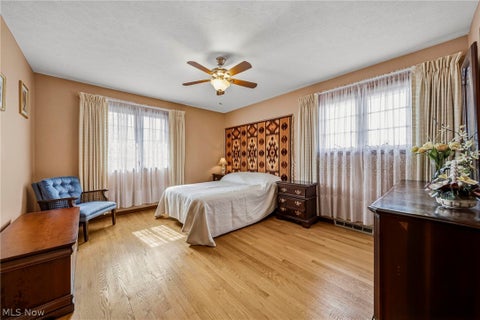 Tiny photo for 520 Orchardview Avenue, Seven Hills, OH 44113 (MLS # 5252919)