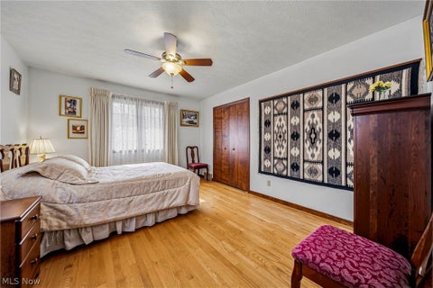 Tiny photo for 520 Orchardview Avenue, Seven Hills, OH 44113 (MLS # 5252919)