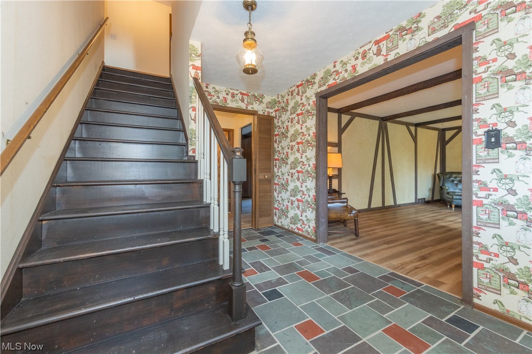 Robert Neroni 01 - Residential