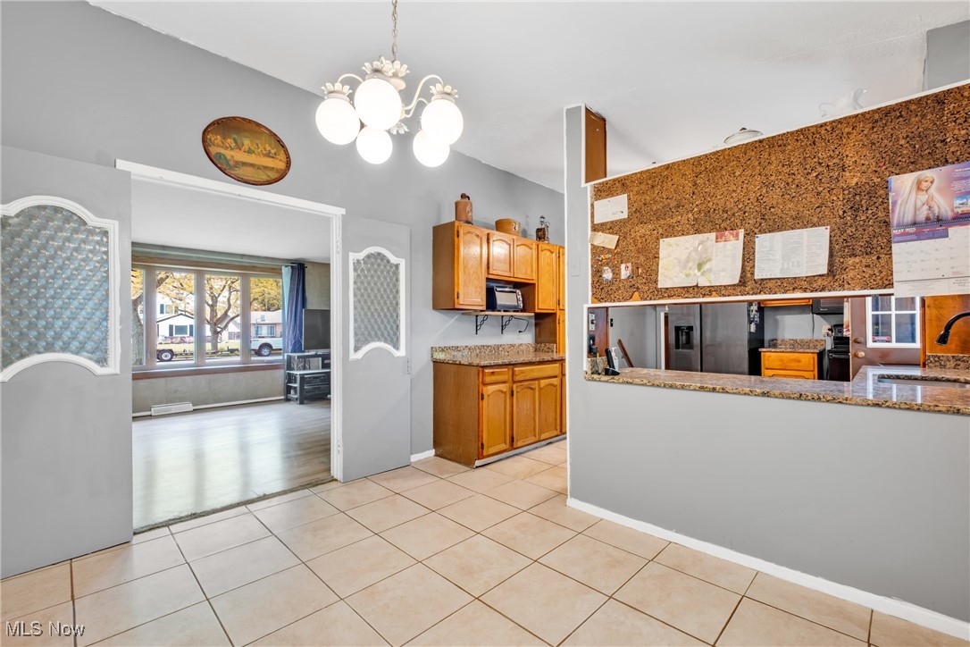 6221 Brighton Drive, North Olmsted, Ohio image 11