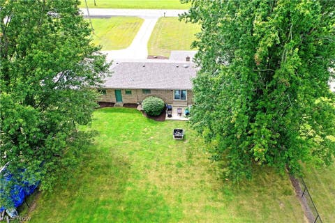 Tiny photo for 907 Center Street E, Warren, OH 44481 (MLS # 5239701)