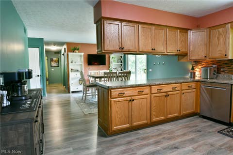 Tiny photo for 907 Center Street E, Warren, OH 44481 (MLS # 5239701)