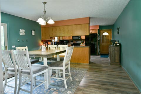 Tiny photo for 907 Center Street E, Warren, OH 44481 (MLS # 5239701)