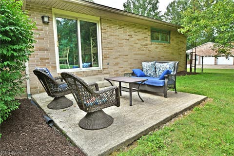 Tiny photo for 907 Center Street E, Warren, OH 44481 (MLS # 5239701)