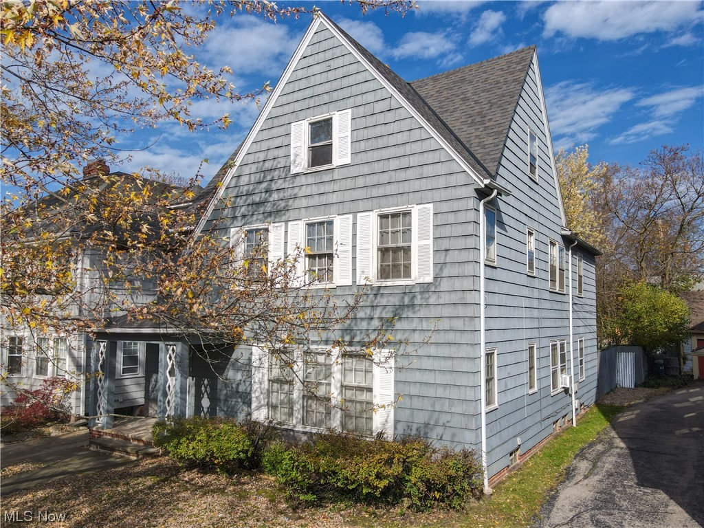 Vansweringen Companys 23 - Residential Income