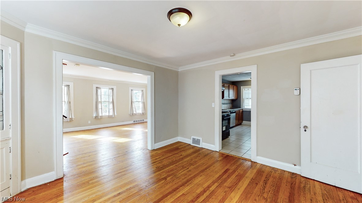 Vansweringen Companys 23 - Residential Income