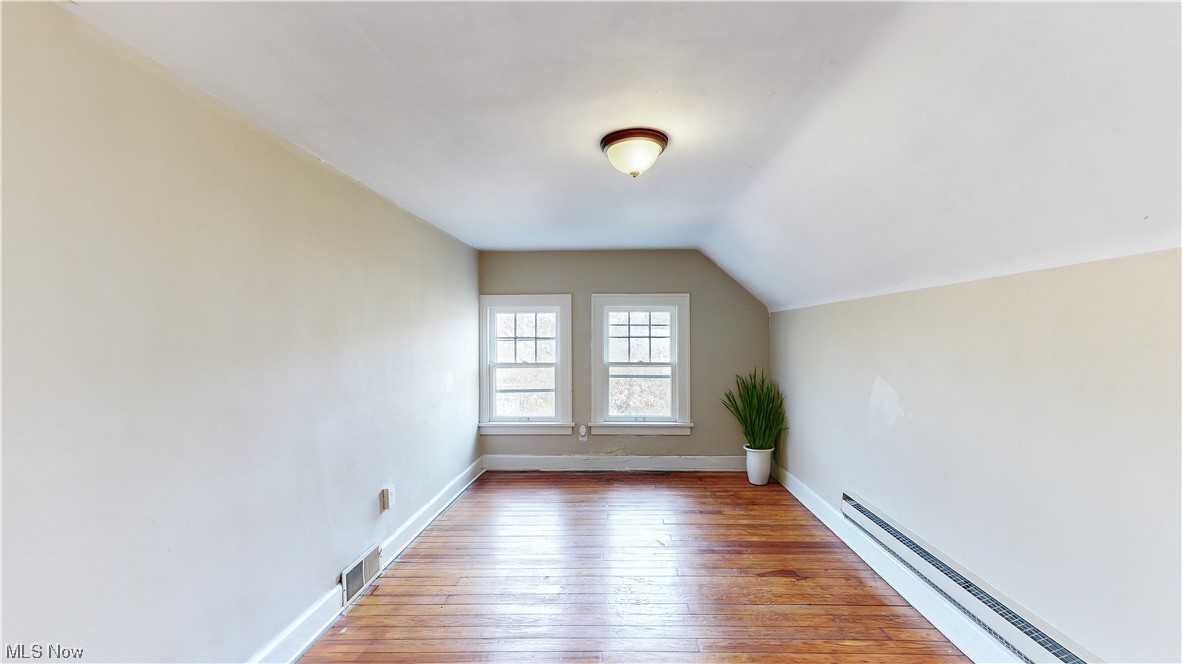 Vansweringen Companys 23 - Residential Income