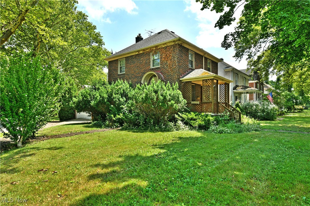 Mcdonald Village - Residential