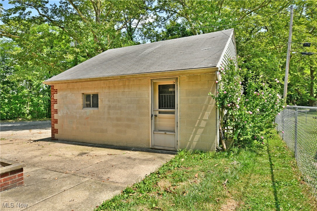 Mcdonald Village - Residential