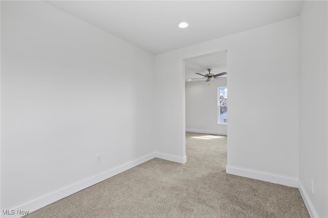 122 E Channel Street, Newark, Ohio image 34