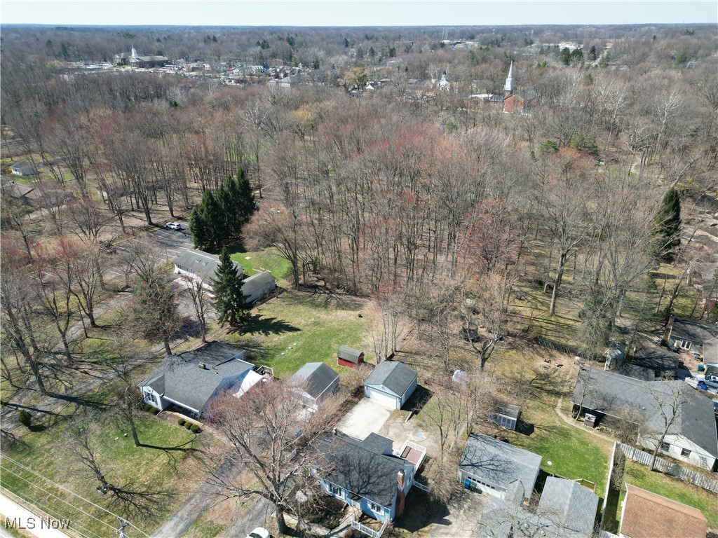 7806 Lewis Road, Olmsted Falls, Ohio image 27