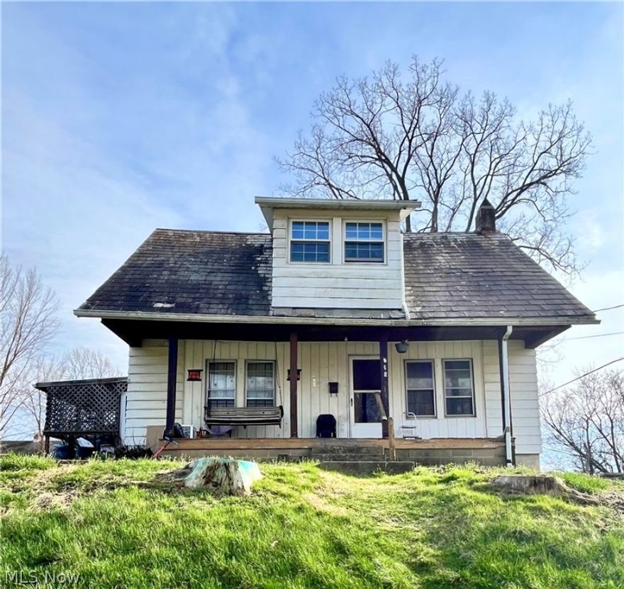 This four bedroom, two bathroom home is waiting for the right person to unlock its full potential! Large main floor primary bedroom, upstairs laundry (win!), and plenty of room outside for the upcoming summer. The home is centrally located to both North and South Zanesville amenities, shopping, and restaurants. Seize the opportunity to invest in a property with endless possibilities. Schedule a showing today and make this yours!