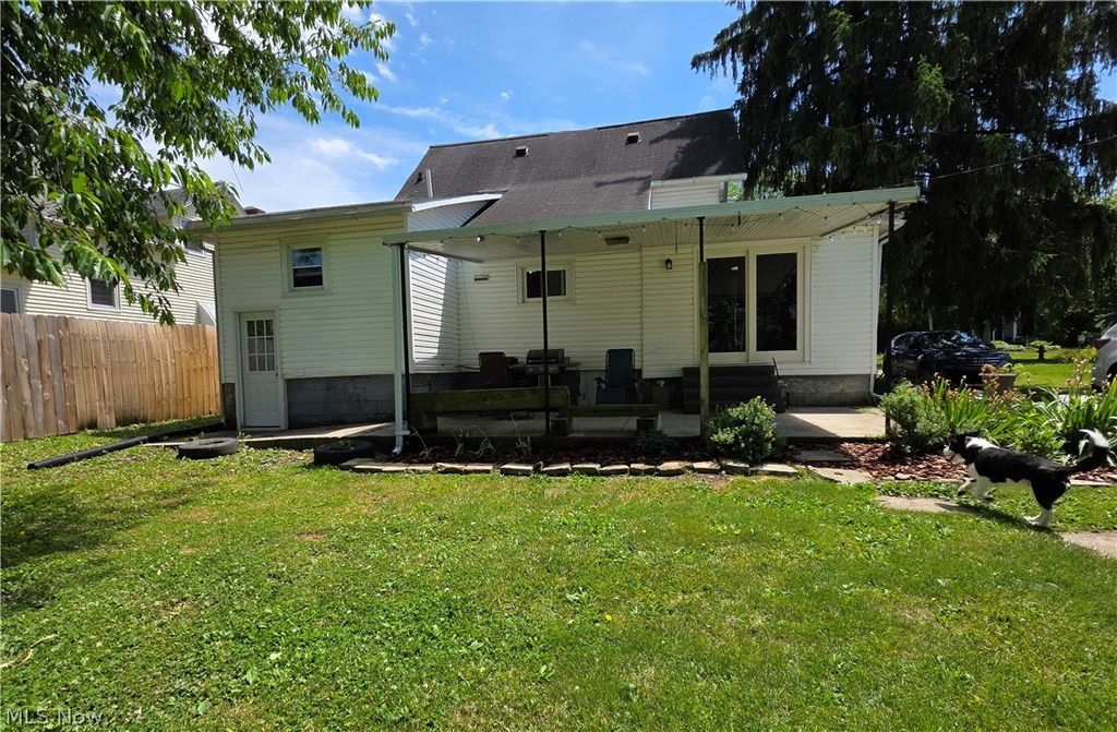 Photo of 123 High Street, New London, OH 44851 (MLS # 5219257)