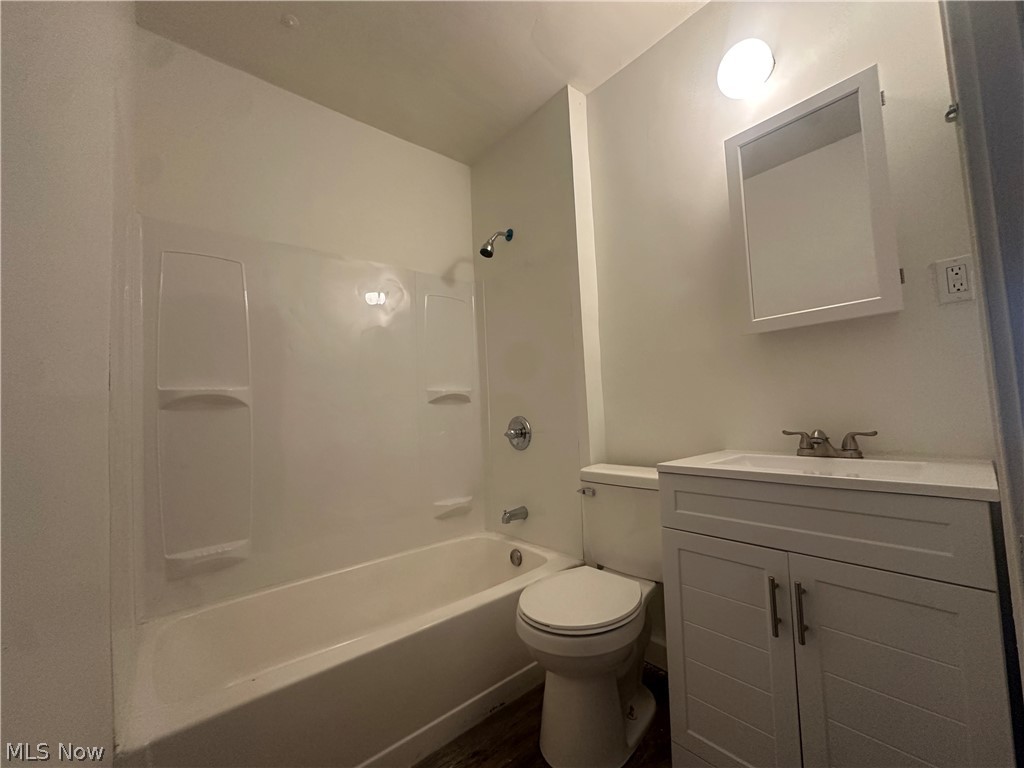 Clyde M White - Residential Income