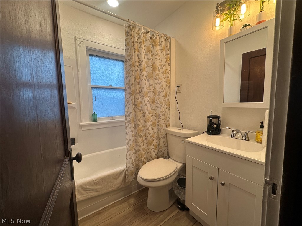 Clyde M White - Residential Income