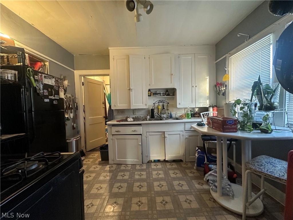 Clyde M White - Residential Income