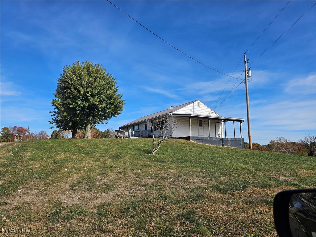 132 S Moore Road, Mcconnelsville, Ohio image 3