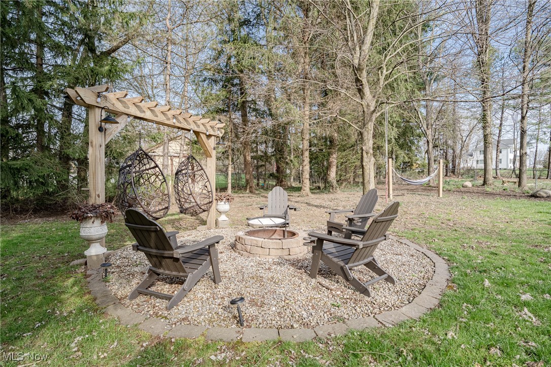 10064 Darrow Road, Twinsburg, Ohio image 27